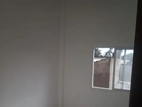 Departamento en Alquiler en Glew, $ 350.000