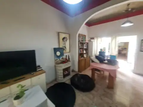 Depto Tipo Casa en Venta en Liniers, USD 115.000
