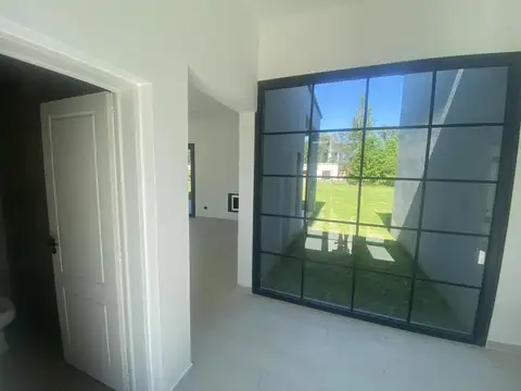 Casa en Venta en Santa Irene, USD 275.000