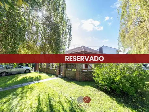 Chalet 3 ambientes - zona Caisamar