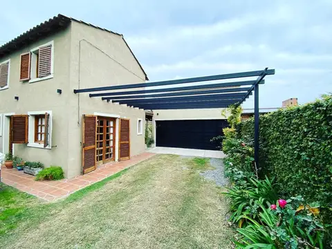 SE VENDE CASA !! EXCELENTE ESTADO !! AYACUCHO