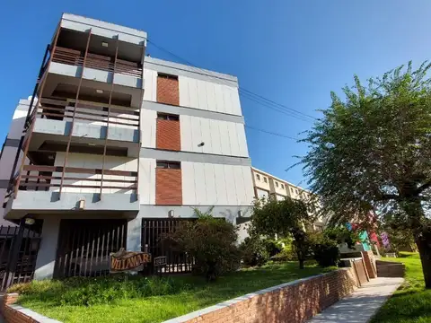 Avenida 1 entre Paseo 108 y 109