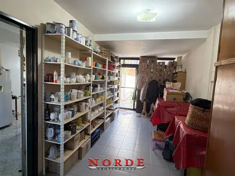 Depto Tipo Casa en Venta con 4 cocheras