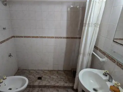 Venta Casa con Pileta Villa Elvira