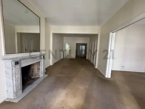 VENTA RECOLETA PISO 5 AMB + COCHERA