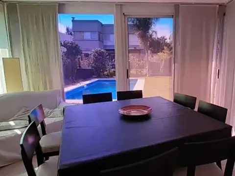 Casa en Alquiler de 2 dormitorios