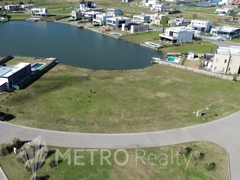 VENTA LOTE AL LAGO VILLALOBOS 1123 M2