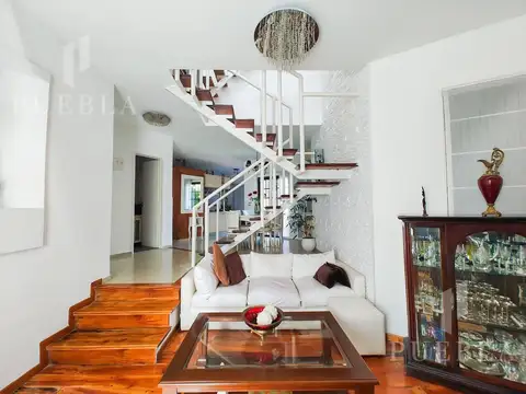 Depto Tipo Casa en Venta 30 años