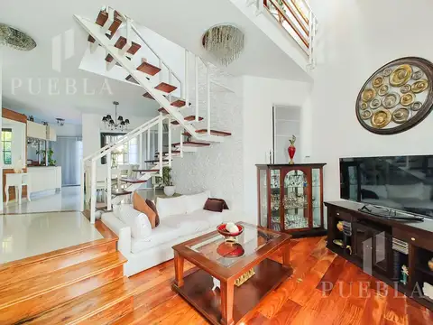 Depto Tipo Casa 5 ambientes con 3 baños