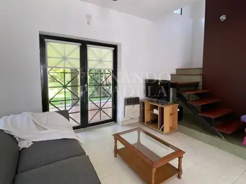 Casa - Barrio Parque Leloir