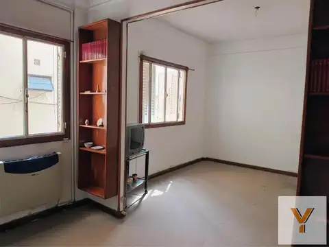 Departamento en venta - 2 Dormitorios 2 Baños - 76mts2 - Flores
