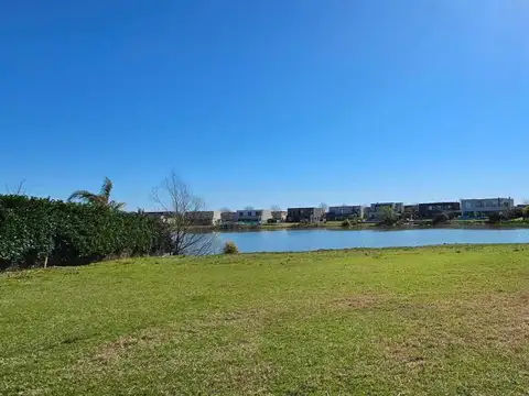 Terreno en Venta en El Canton, USD 190.000