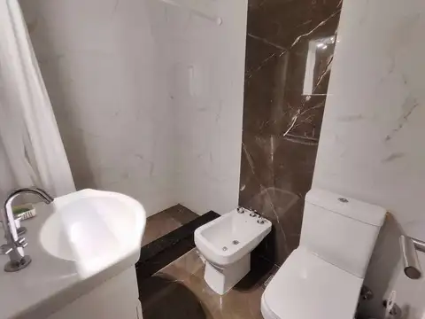 Departamento 4 ambientes con 2 baños
