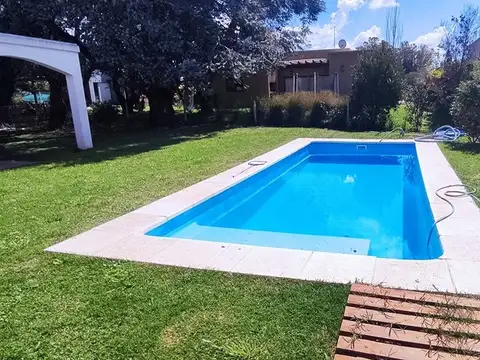 Casa en Venta en Manzanares, USD 169.000