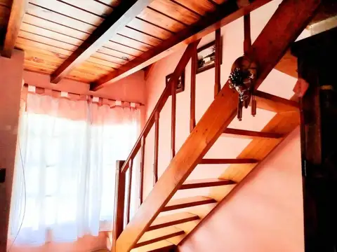 Casa 2 ambientes con 1 baño