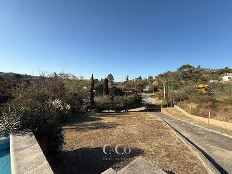 Casa en Venta con 1 cochera