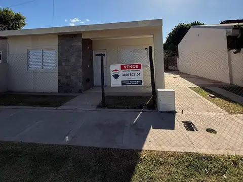 Venta de casa de dos dormitorios