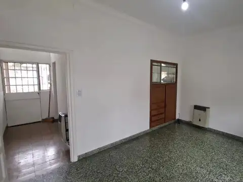 Casa en Alquiler en Caseros, $ 980.000