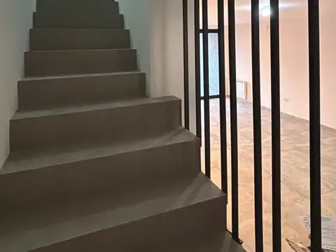 Depto Tipo Casa 4 ambientes con 2 baños