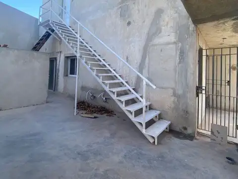 Depto Tipo Casa en Venta de 2 ambientes