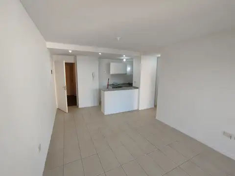 ALQUILER -  1 DORMITORIO FRENTE