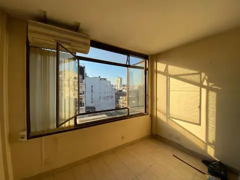 Oficina en Venta 56 años