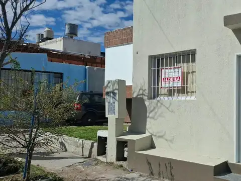Departamento 2 dormitorios, patio. A ESTRENAR. Sin expensas