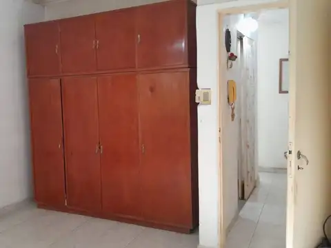 CASA DE DOS PLANTAS BARRIO SAN LORENZO