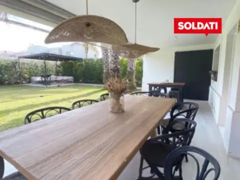 Casa en Venta de 3 dormitorios