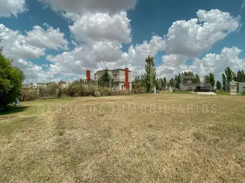 Terreno en Venta, FOS 30