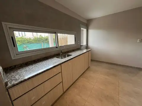 Casa en Venta 1 año