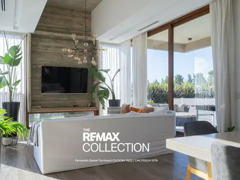 Casa en Venta con 2 cocheras