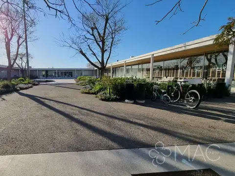 Lote Costas, Puertos