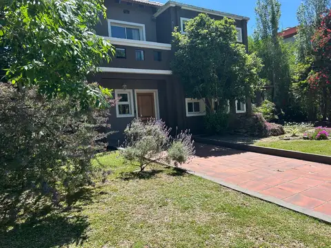 Casa en Venta de 3 dormitorios