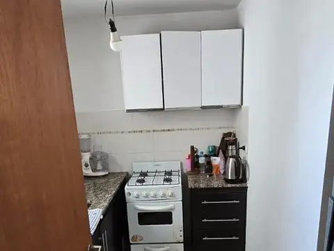 3 63 y 64  UN DORMITORIO