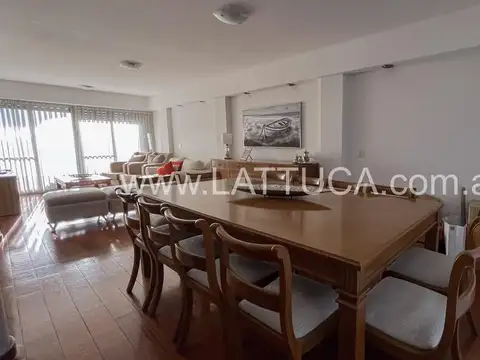 Departamento 6 ambientes con 2 baños