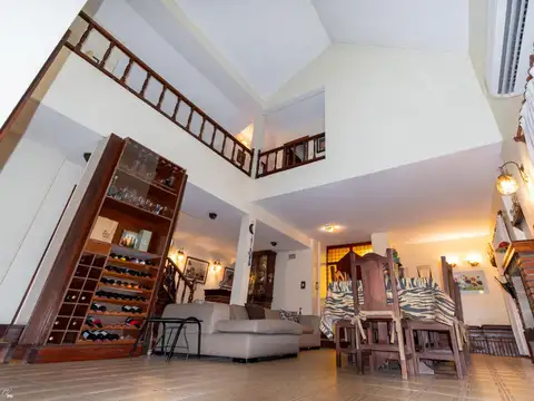VENTA CASA ESTILO CHALET 4 DORMITORIOS