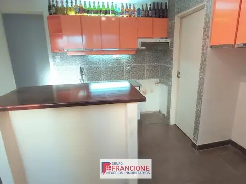 Amplio Depar 3 Amb c/Baño servicio. Villa Crespo. Excelente