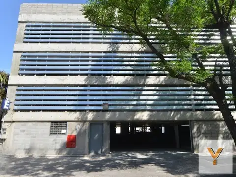 Cochera en venta - 13Mts2 - Quilmes