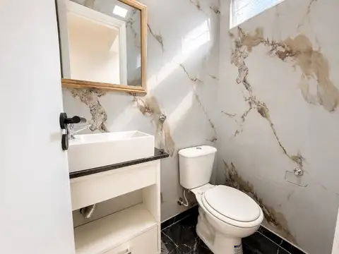 Casa 3 ambientes con 1 baño