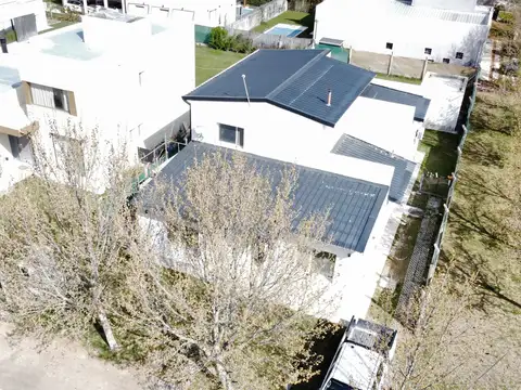 Casa en Venta en General Roca, USD 230.000