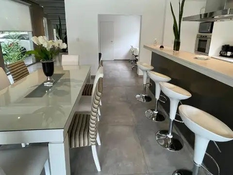 Casa en Venta al Este