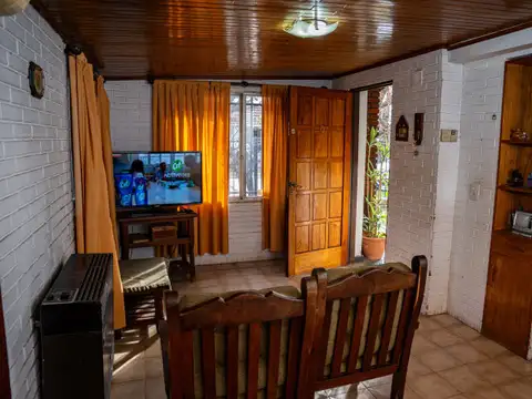 Casa en Venta con 1 cochera