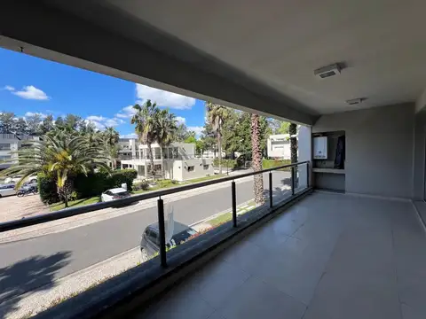 Departamento  en Venta en Boulevard del Sol, Pilar, G.B.A. Zona Norte