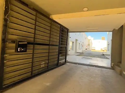 Depto Tipo Casa en Alquiler en Tandil, $ 900.000