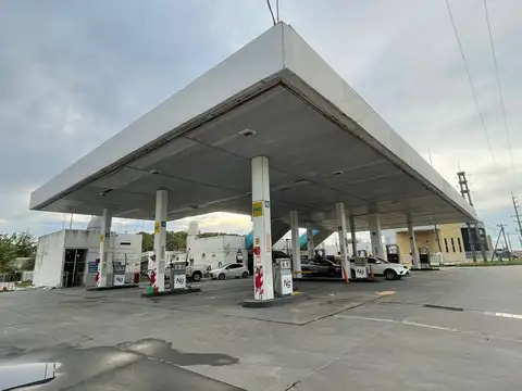 VENTA ESTACIÓN DE SERVICIO EN CAMPANA LOTE 2500M