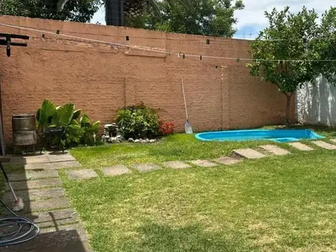 VENTA CASA 4 AMB. MARTÍNEZ  -   APTO CRÉDITO