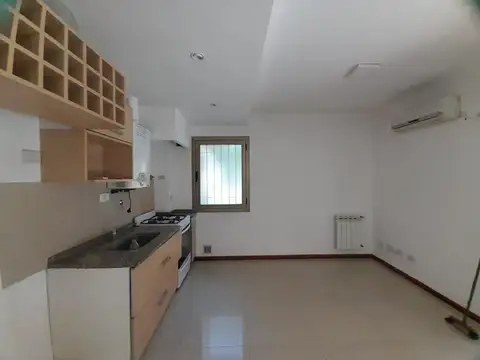 Le Petit Champagnat , Piso PB