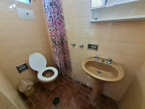 Depto Tipo Casa en Venta 46 años