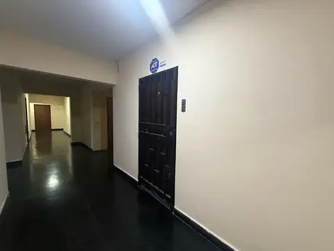 VENTA OFICINA - En Galería San Miguel, Rosario.